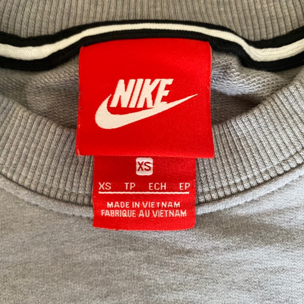 Nike Girls’ Dress - Picture 4 of 4
